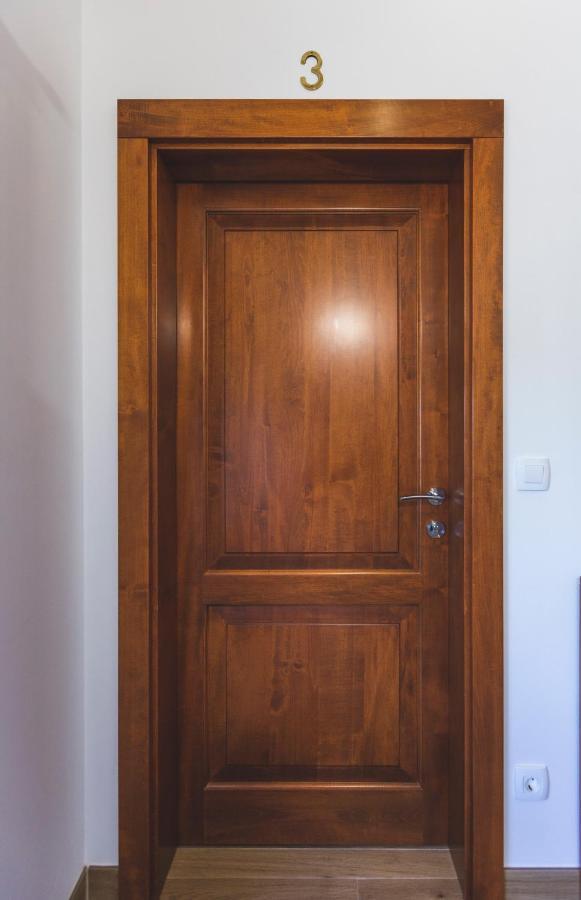 Vinea Apartmani Umag, Ulica G Garibaldia 2 Exteriör bild